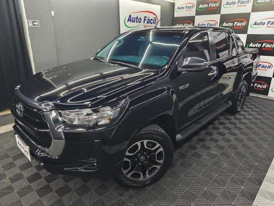 TOYOTA-HILUX-2.8 D-4D TURBO DIESEL CD GR-S 4X4 AUTOMÁTICO TOYOTA-HILUX-2022