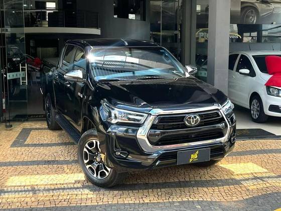 TOYOTA HILUX 2.8 D-4D TURBO DIESEL CD SRX 4X4 AUTOMÁTICO