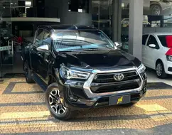 TOYOTA HILUX 2.8 D-4D TURBO DIESEL CD SRX 4X4 AUTOMÁTICO TOYOTA HILUX 2.8 D-4D TURBO DIESEL CD SRX 4X4 AUTOMÁTICO