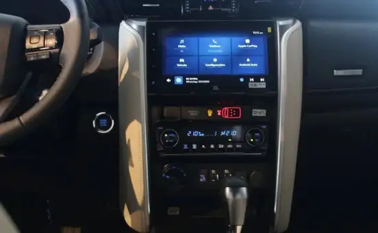 TOYOTA-HILUX SW4-2025