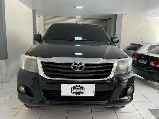 TOYOTA-HILUX SW4-2.7 SR 4X2 16V FLEX 4P MANUAL TOYOTA-HILUX SW4-2012