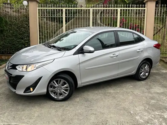 TOYOTA-YARIS-1.5 16V FLEX SEDAN XL PLUS TECH MULTIDRIVE TOYOTA-YARIS-2019