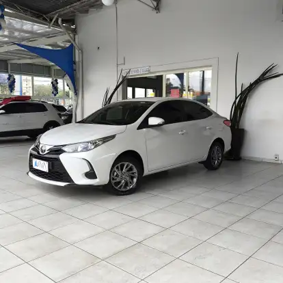 TOYOTA-YARIS-1.5 16V FLEX SEDAN XS MULTIDRIVE TOYOTA-YARIS-2024