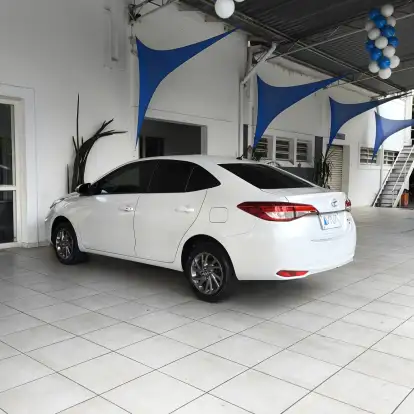 TOYOTA-YARIS-1.5 16V FLEX SEDAN XS MULTIDRIVE TOYOTA-YARIS-2024