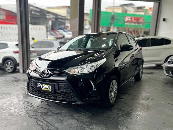 TOYOTA-YARIS-2024