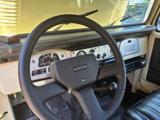 TOYOTA-BANDEIRANTE-3.7 BJ50LV 4X4 TETO RIGIDO DIESEL 2P MANUAL TOYOTA-BANDEIRANTE-1990