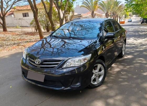 TOYOTA COROLLA 1.8 GLI 16V FLEX 4P AUTOMÁTICO