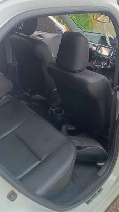 TOYOTA-ETIOS-2015