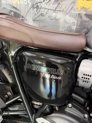 TRIUMPH-BONNEVILLE T120 BLACK 1200-2024