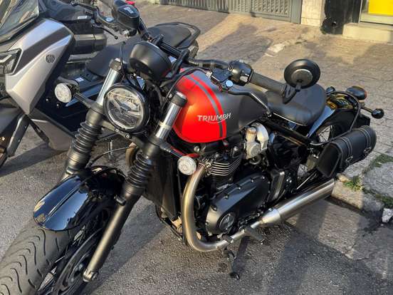 TRIUMPH-BONNEVILLE BOBBER 1200 TRIUMPH-BONNEVILLE BOBBER 1200-2025
