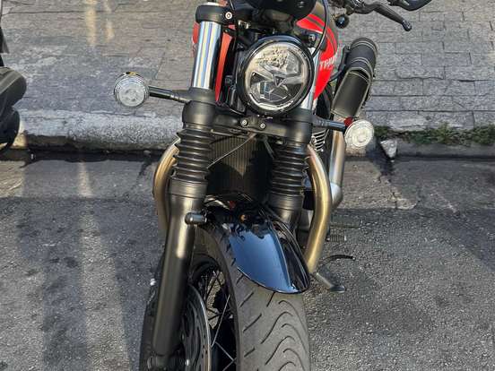 TRIUMPH-BONNEVILLE BOBBER 1200 TRIUMPH-BONNEVILLE BOBBER 1200-2025