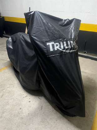 TRIUMPH-BONNEVILLE T100 BLACK 900 TRIUMPH-BONNEVILLE T100 BLACK 900-2021
