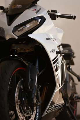 TRIUMPH-DAYTONA 660-2025