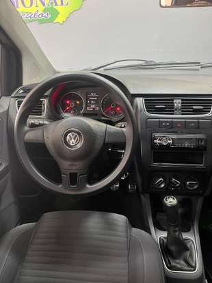 VOLKSWAGEN-CROSSFOX-2010