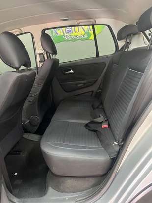 VOLKSWAGEN-CROSSFOX-2010