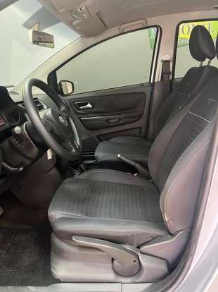 VOLKSWAGEN-CROSSFOX-2010