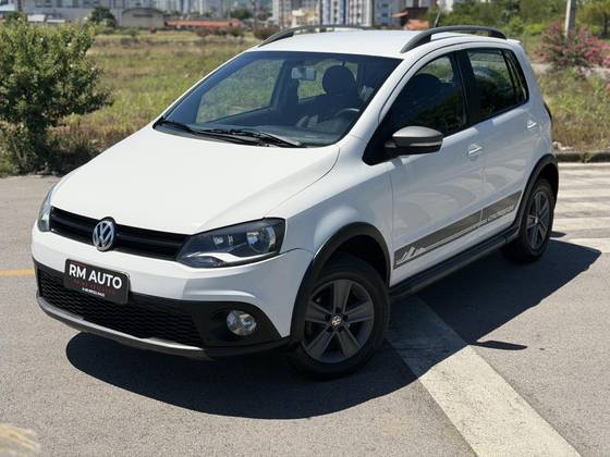 VOLKSWAGEN CROSSFOX 1.6 MI FLEX 8V 4P MANUAL