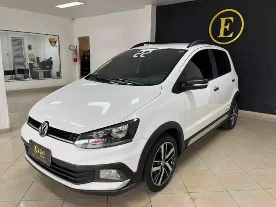 VOLKSWAGEN-FOX-2021