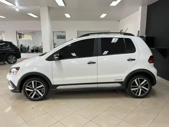 VOLKSWAGEN-FOX-1.6 MSI TOTAL FLEX XTREME 4P MANUAL VOLKSWAGEN-FOX-2021