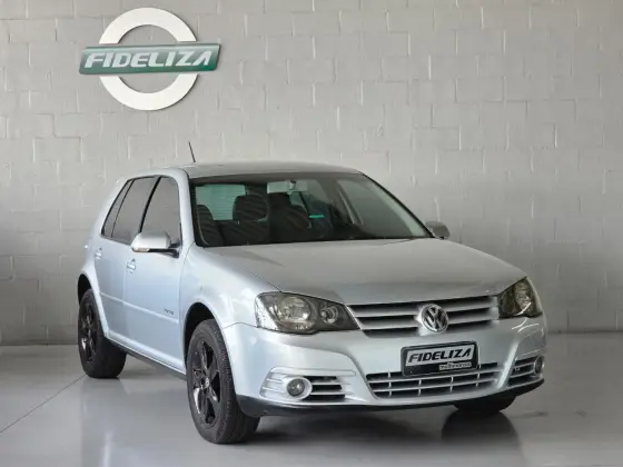 VOLKSWAGEN GOLF 1.6 MI SPORTLINE 8V FLEX 4P MANUAL VOLKSWAGEN GOLF 1.6 MI SPORTLINE 8V FLEX 4P MANUAL
