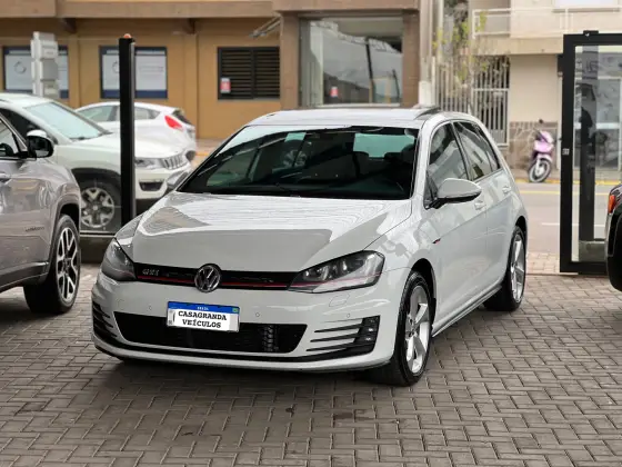 VOLKSWAGEN GOLF 2.0 TSI GTI 16V TURBO GASOLINA 4P AUTOMÁTICO