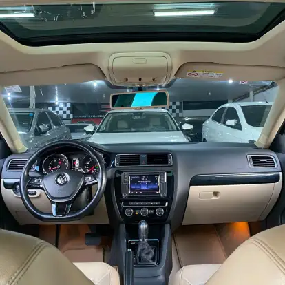 VOLKSWAGEN-JETTA-2016