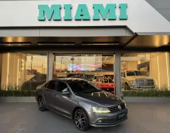 VOLKSWAGEN JETTA 2.0 TSI HIGHLINE 211CV GASOLINA 4P TIPTRONIC VOLKSWAGEN JETTA 2.0 TSI HIGHLINE 211CV GASOLINA 4P TIPTRONIC