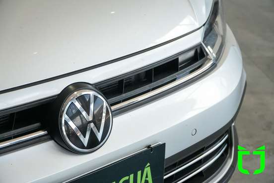 VOLKSWAGEN-POLO-1.0 170 TSI HIGHLINE AUTOMÁTICO VOLKSWAGEN-POLO-2024