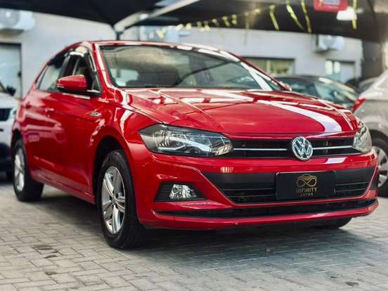 VOLKSWAGEN-POLO-2018