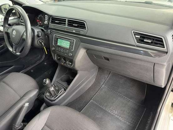 VOLKSWAGEN-SAVEIRO-2022