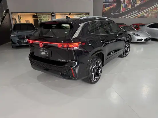 VOLKSWAGEN-TIGUAN-2026