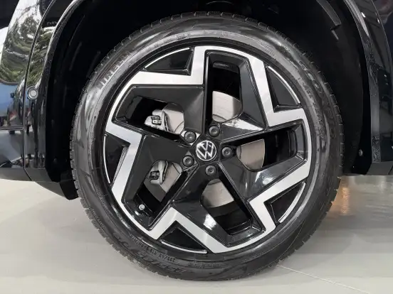 VOLKSWAGEN-TIGUAN-2026