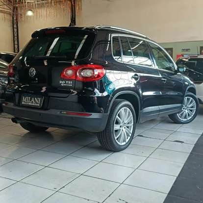 VOLKSWAGEN-TIGUAN-2010