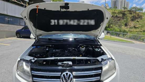 VOLKSWAGEN-AMAROK-2015
