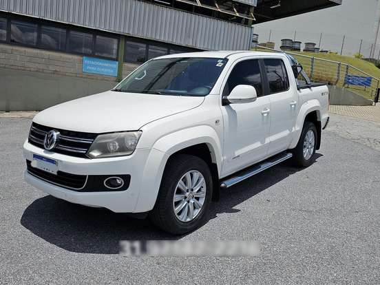 VOLKSWAGEN-AMAROK-2.0 HIGHLINE 4X4 CD 16V TURBO INTERCOOLER DIESEL 4P AUTOMÁTICO VOLKSWAGEN-AMAROK-2015