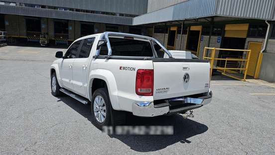 VOLKSWAGEN-AMAROK-2015