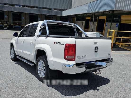 VOLKSWAGEN-AMAROK-2.0 HIGHLINE 4X4 CD 16V TURBO INTERCOOLER DIESEL 4P AUTOMÁTICO VOLKSWAGEN-AMAROK-2015