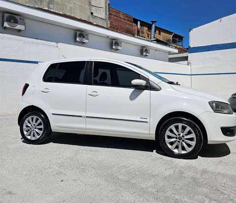 VOLKSWAGEN-FOX-2012