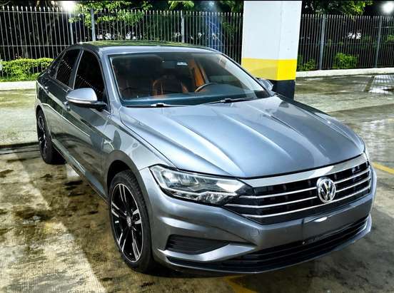 VOLKSWAGEN-JETTA-2019