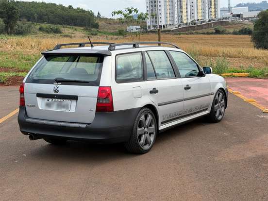VOLKSWAGEN-PARATI-2006