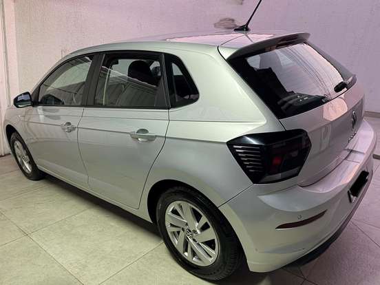 VOLKSWAGEN-POLO-1.0 170 TSI COMFORTLINE AUTOMÁTICO VOLKSWAGEN-POLO-2023