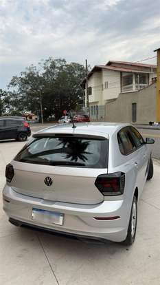 VOLKSWAGEN-POLO-2024