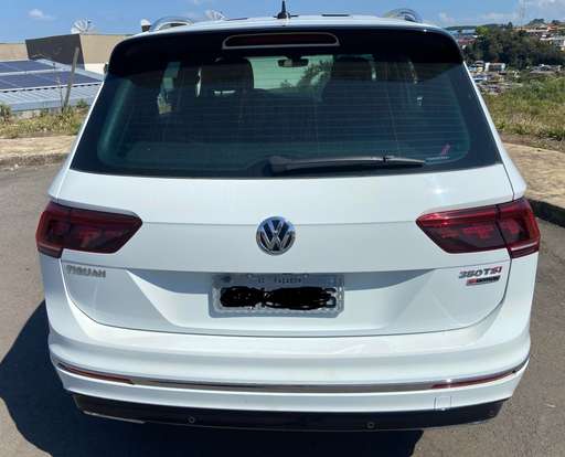 VOLKSWAGEN-TIGUAN-2019