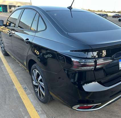 VOLKSWAGEN-VIRTUS-2025