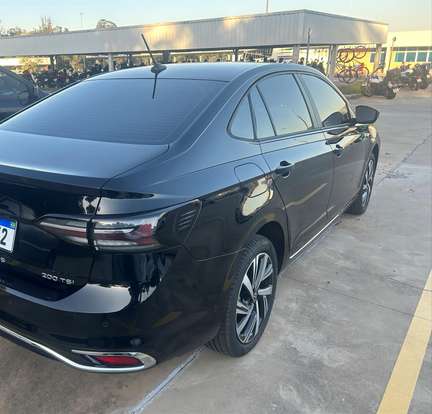 VOLKSWAGEN-VIRTUS-2025