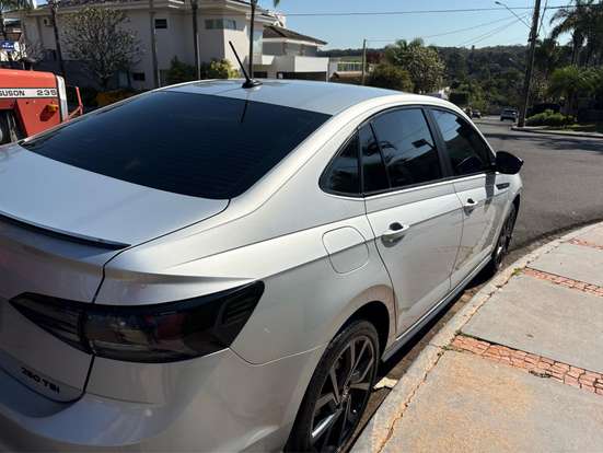 VOLKSWAGEN-VIRTUS-2023