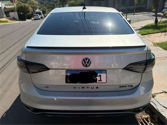 VOLKSWAGEN-VIRTUS-2023