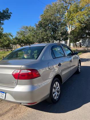 VOLKSWAGEN VOYAGE 1.6 MI HIGHLINE 8V FLEX 4P MANUAL