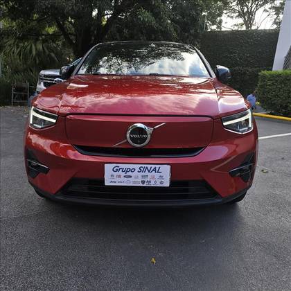 VOLVO C40 P8 RECHARGE PURE ELECTRIC AWD