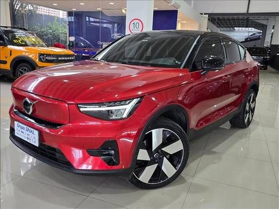 VOLVO C40 P8 RECHARGE PURE ELECTRIC AWD